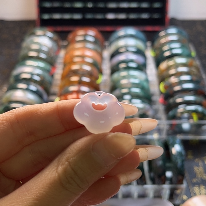 玛瑙/玉髓未镶嵌手镯