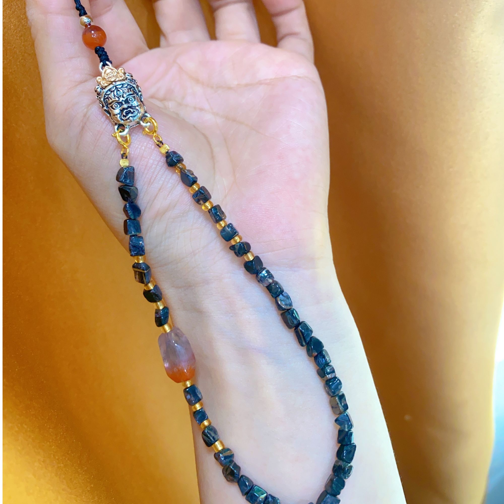 （元旦福利）满黑黑银钛红极光手机挂脚链两用