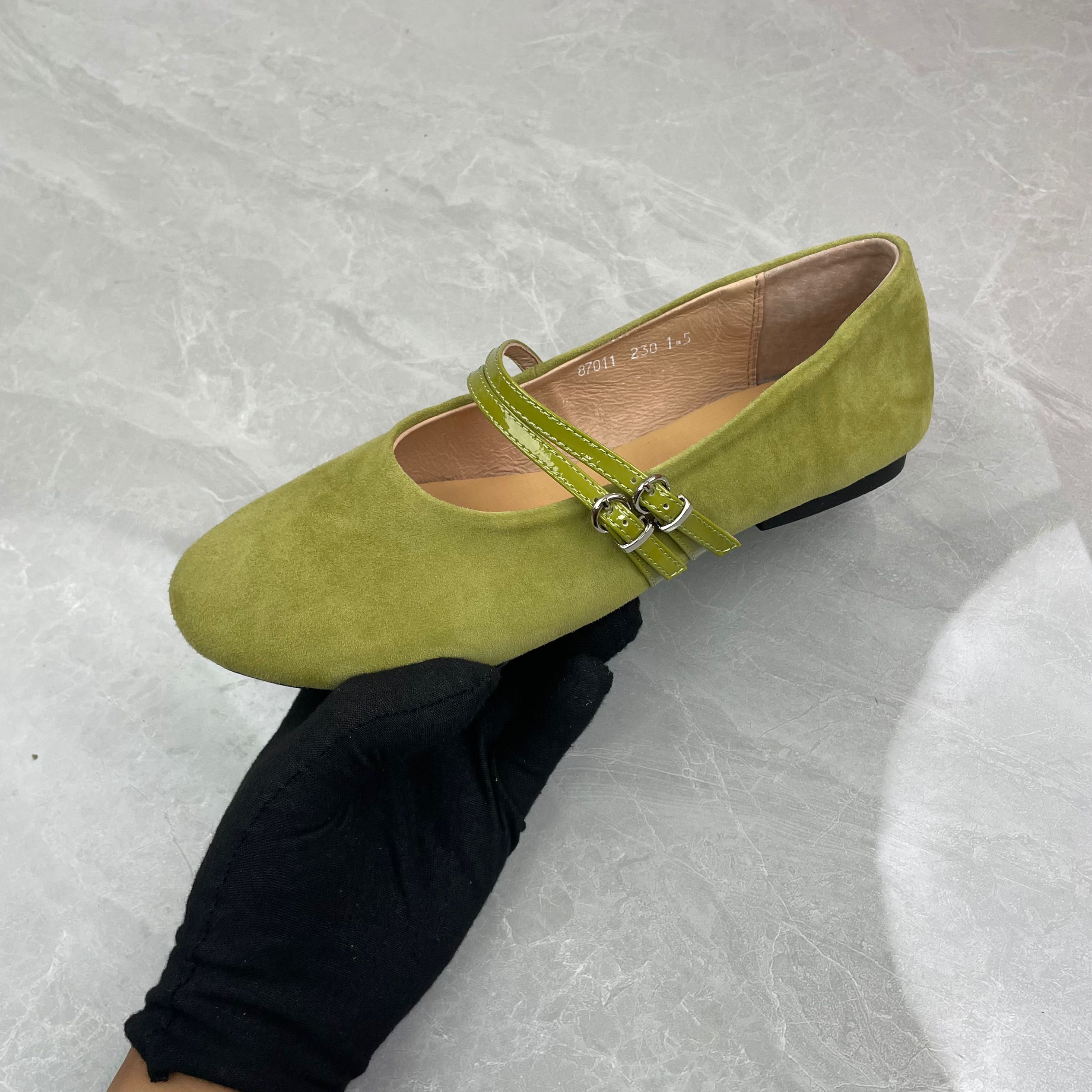 单鞋女 (羊皮)87011（孤品）h区39码