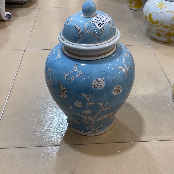 摆件手绘陶瓷，将军罐，瑕疵，处理