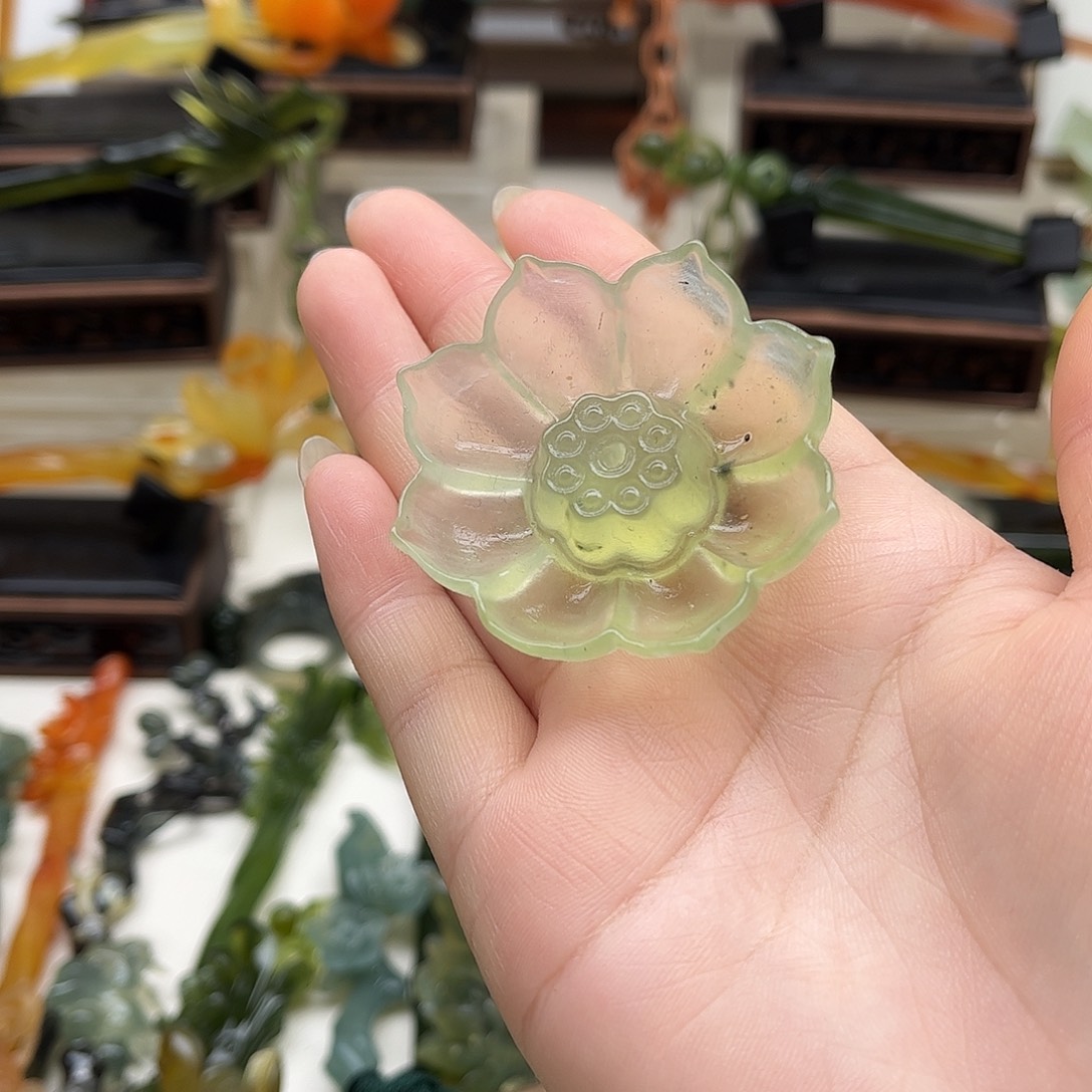 蛇纹石玉岫玉挂坠合金