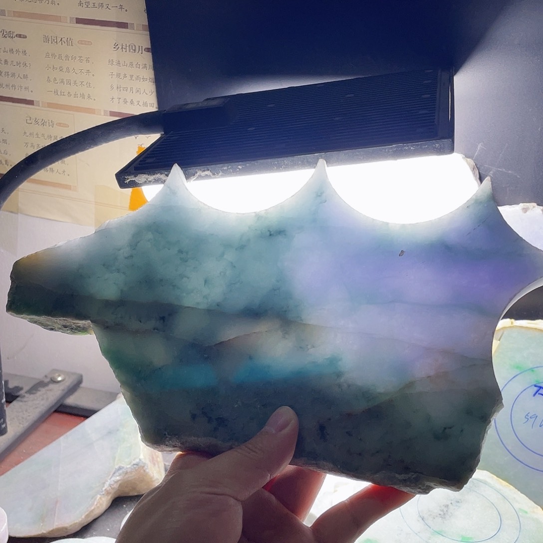 翡翠颈饰未镶嵌毛料69