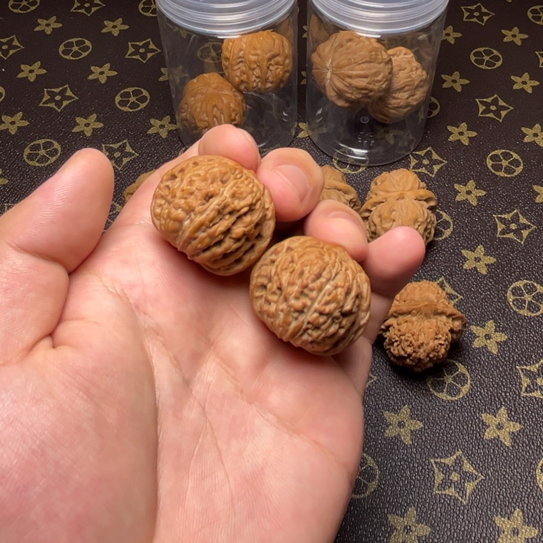 t***r把件文玩核桃32尺楼子