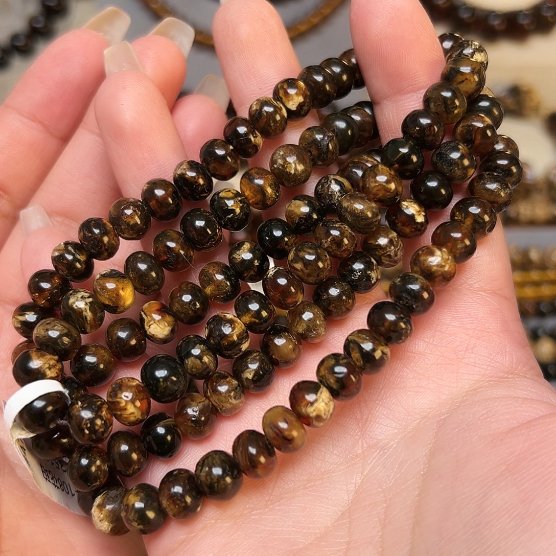 琥珀未镶嵌裸石抚顺琥珀八20563