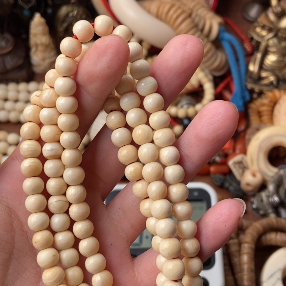 香榧木半****）喜马拉雅珠串