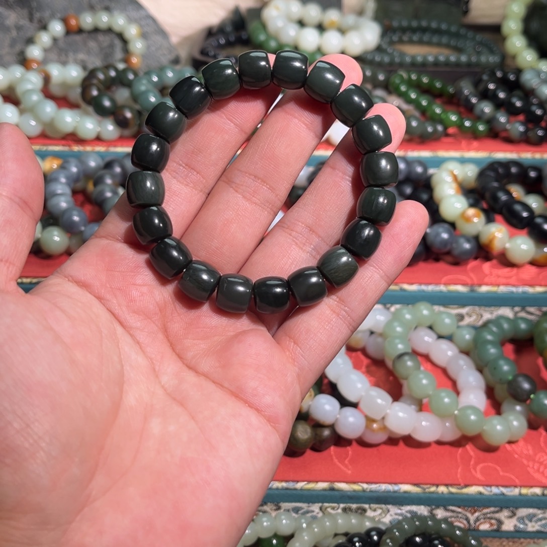 手链未镶嵌和田玉