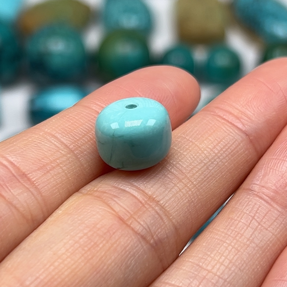 已***置绿松石未镶嵌珠宝奇石