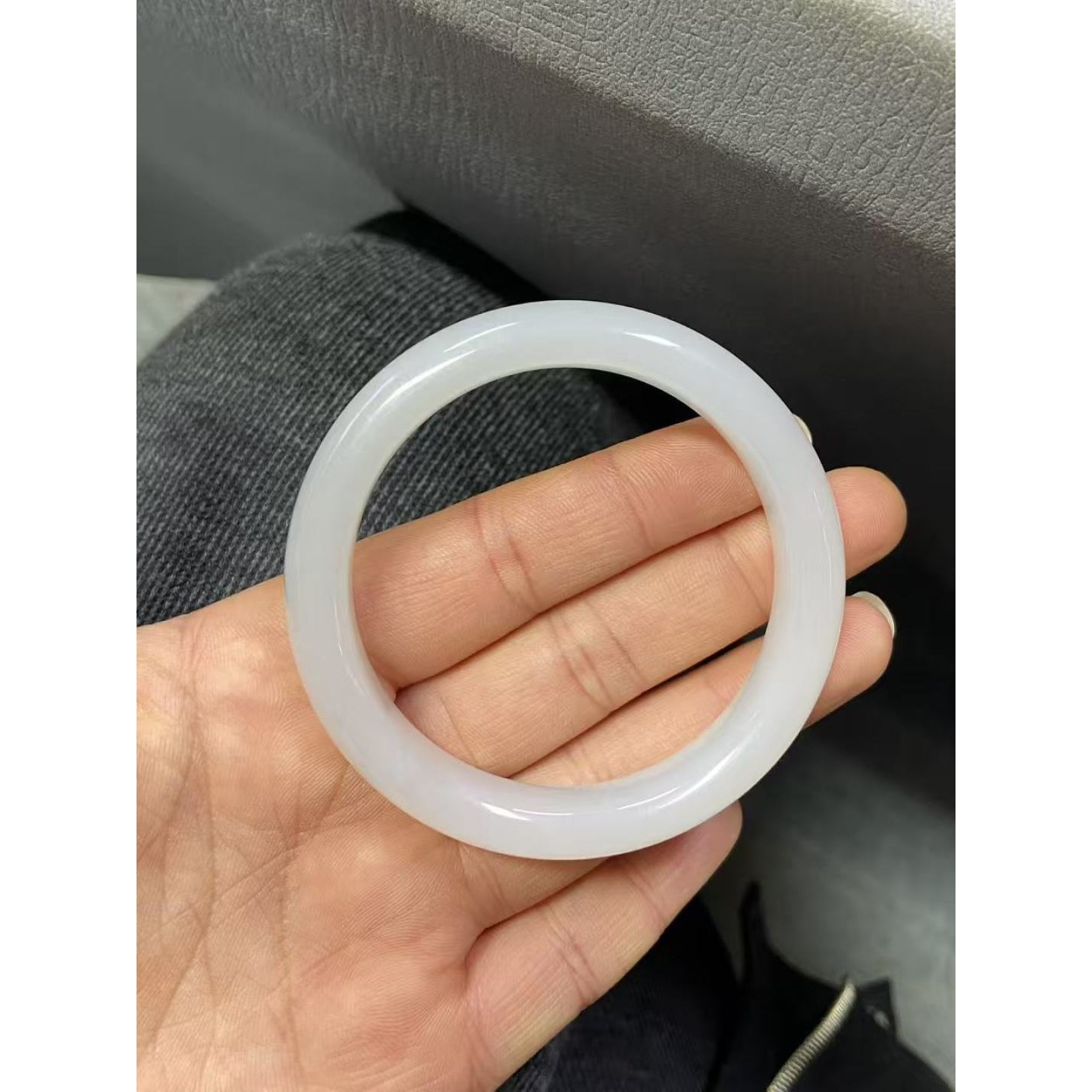 和田玉｜冰白正圈手镯底子细润油性也特别好捡漏好价1600圈口54mm