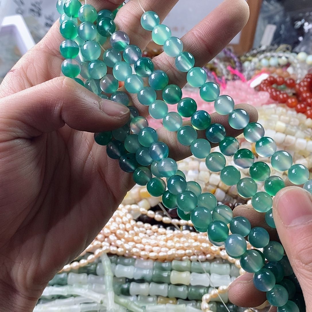 玛瑙/玉髓珠宝半成品未镶嵌一条天然8mm润体绿玛瑙A400