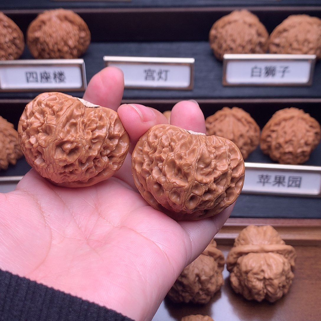 文玩核桃吊坠49号宫灯43