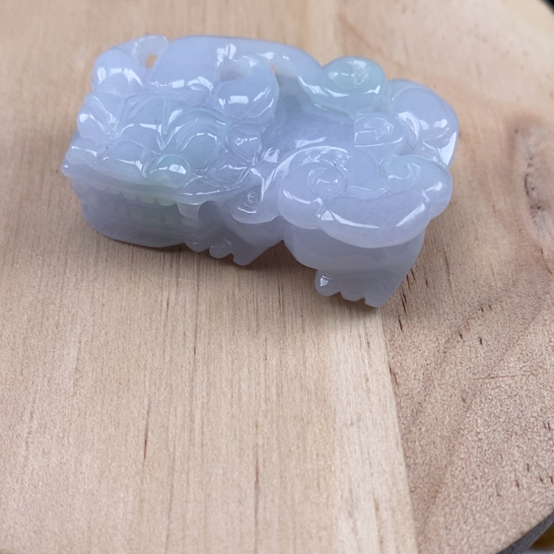 翡翠未镶嵌颈饰多人霸王貔貅吊坠