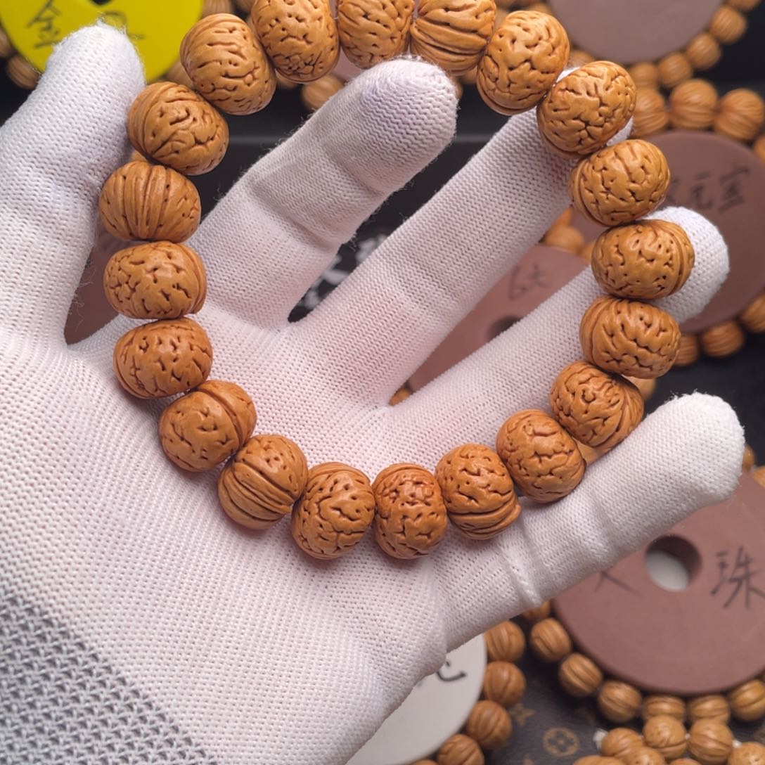 桃核手串别*树王纽扣桃核