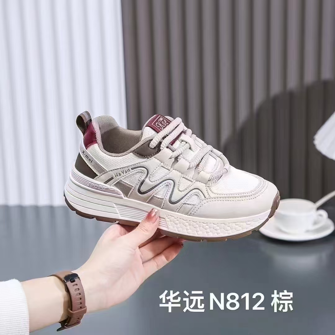 N812（德训鞋）很轻很软好穿百搭德训鞋