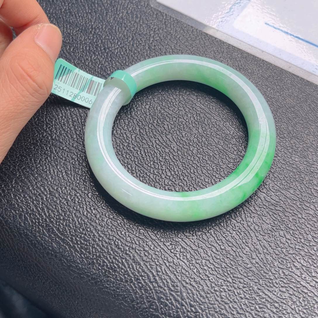 未镶嵌手镯翡翠5556. 72