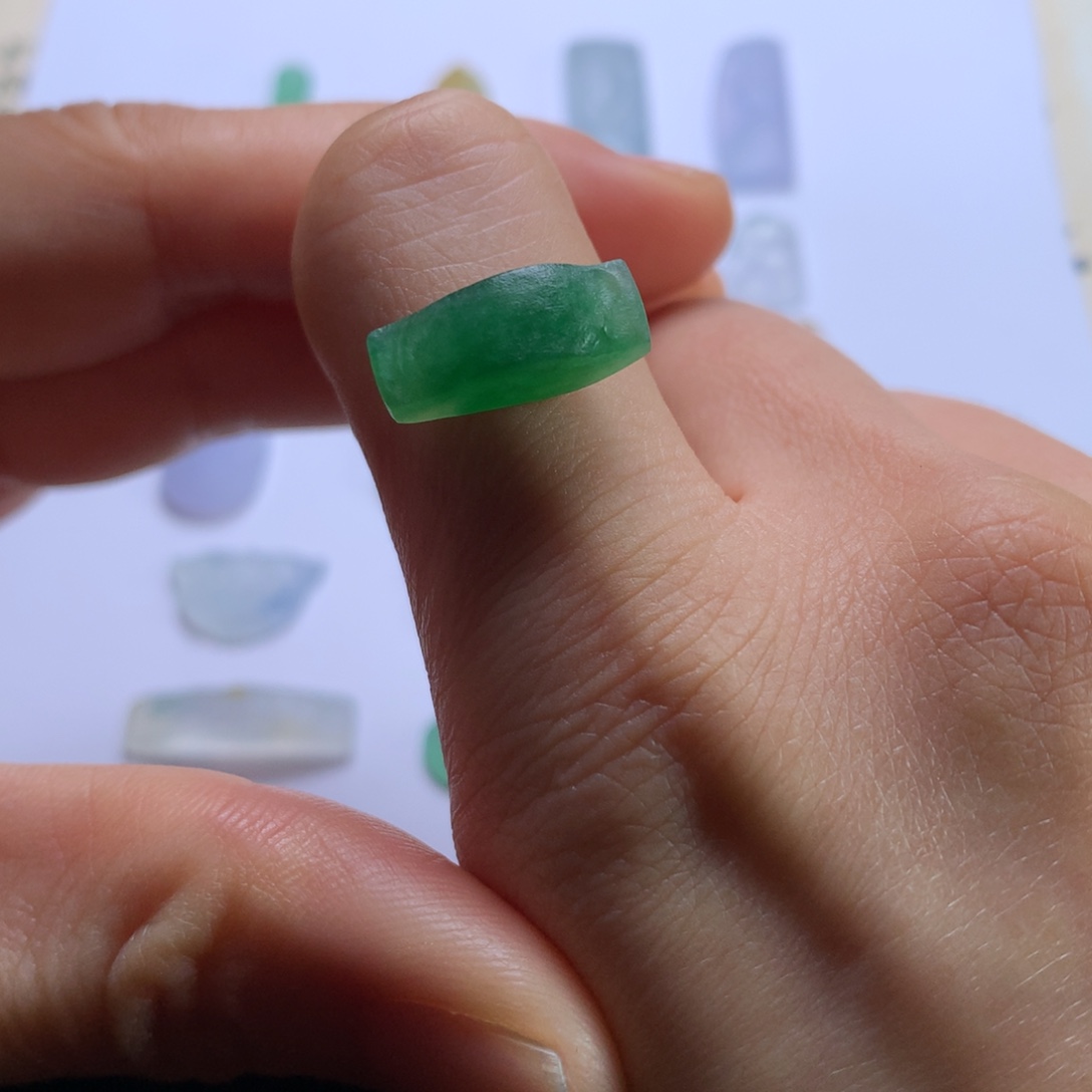 定制翡翠未镶嵌缅甸翡翠A货随行