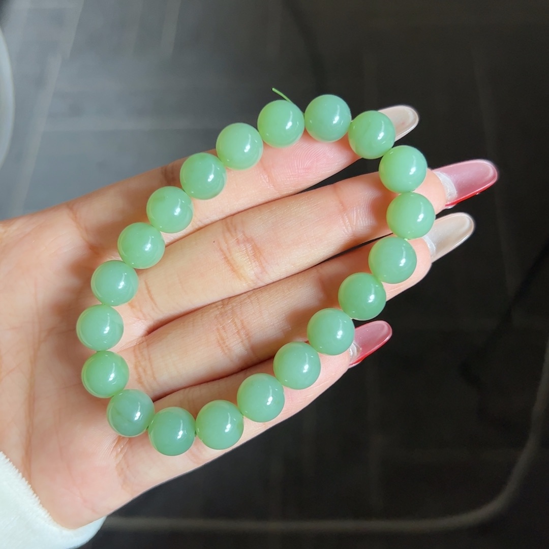 和田玉吊坠未镶嵌