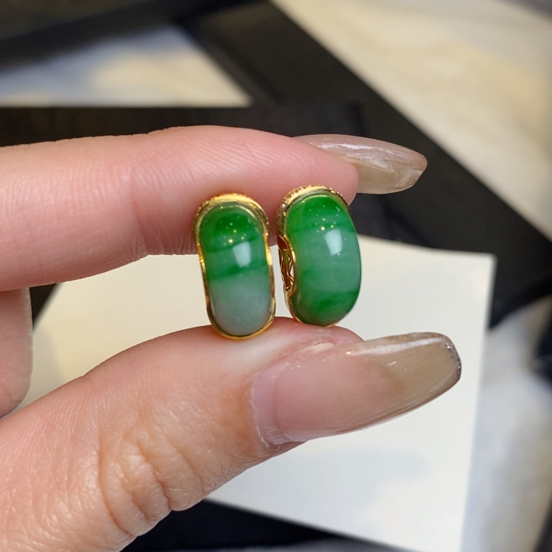 翡翠耳饰18K金镶嵌圈圈