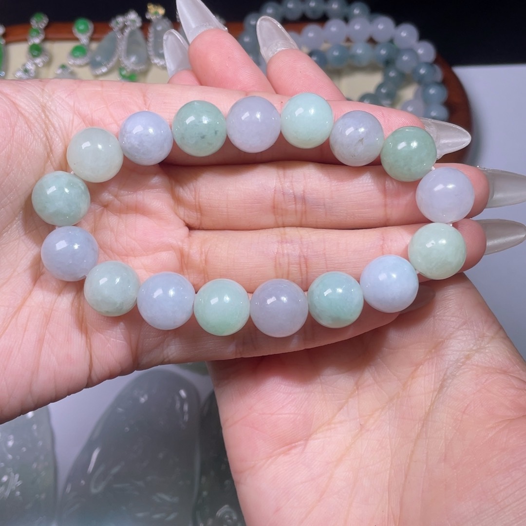 翡翠手串未镶嵌玛卡龙