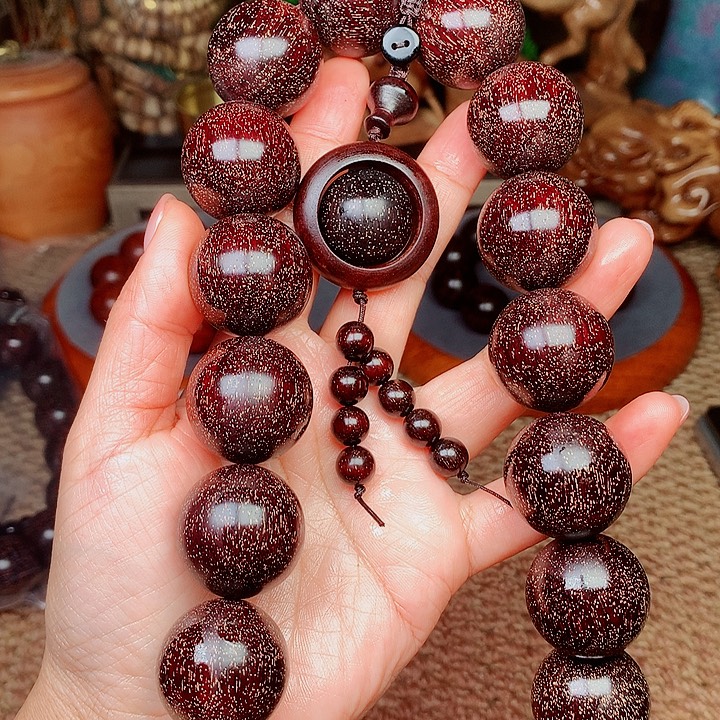 檀香紫檀（小叶紫檀）桃2.5手持