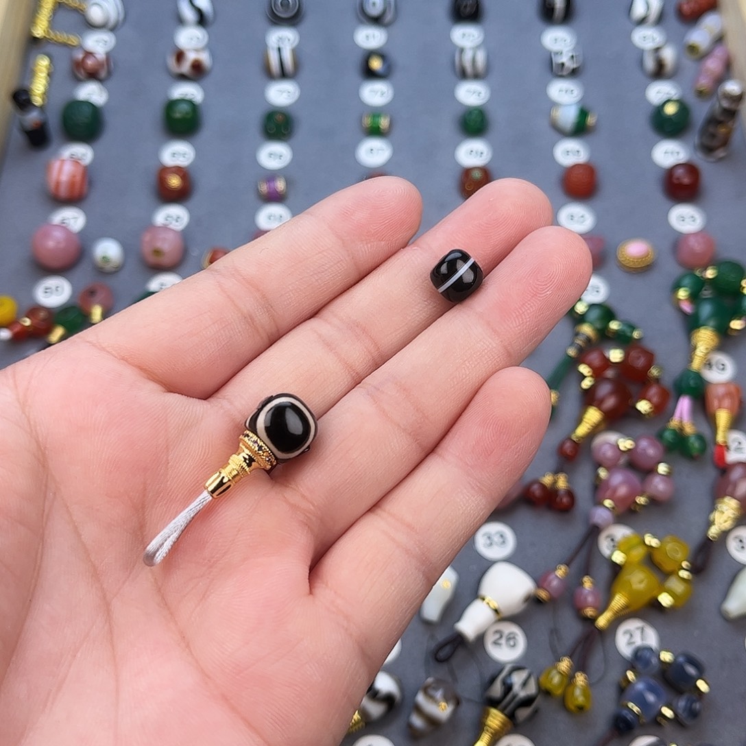 G***+玛瑙/玉髓未镶嵌饰品