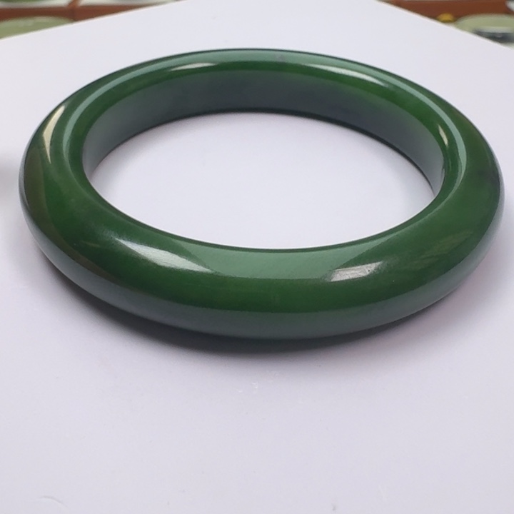 和田玉手镯未镶嵌拍前请仔细阅读购买协议