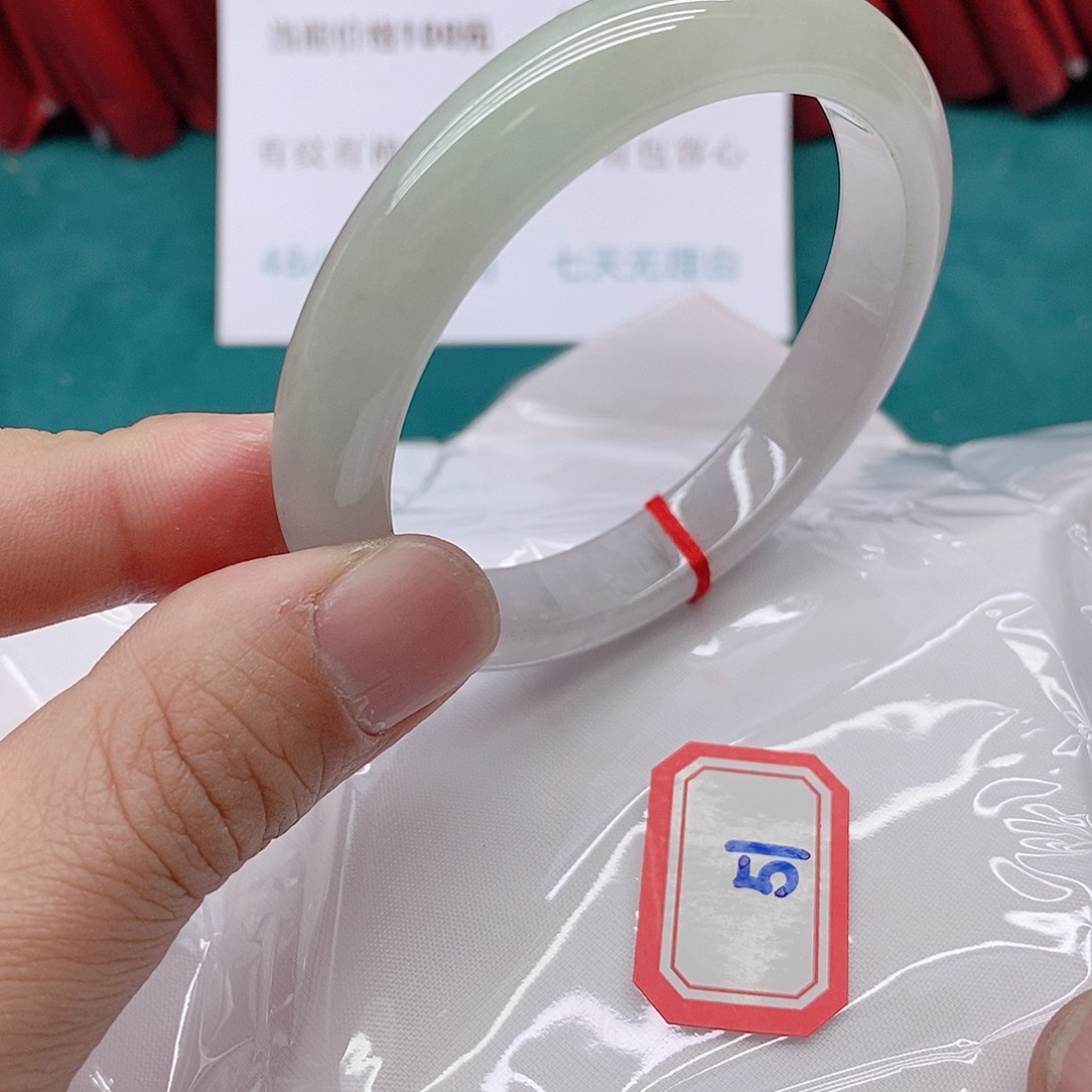 翡翠手镯未镶嵌༗****51111111111