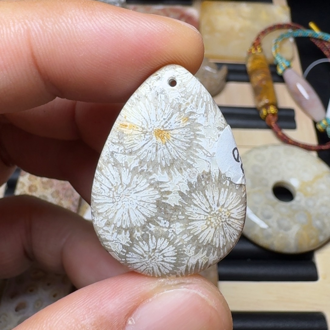 硅化玉纯天然色有机玉石保真色未镶嵌