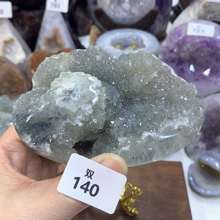 水晶大型摆件（非配饰）未镶嵌