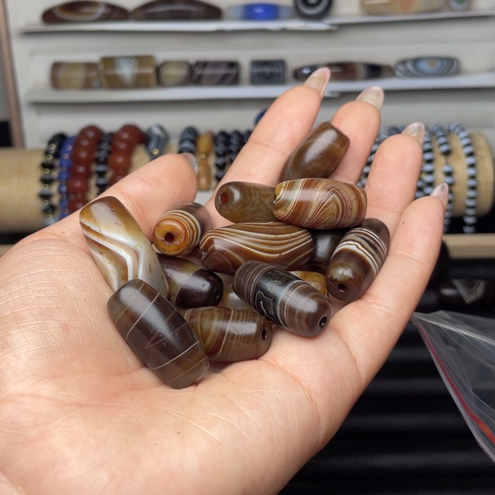 l***。玛瑙/玉髓散珠jjkk