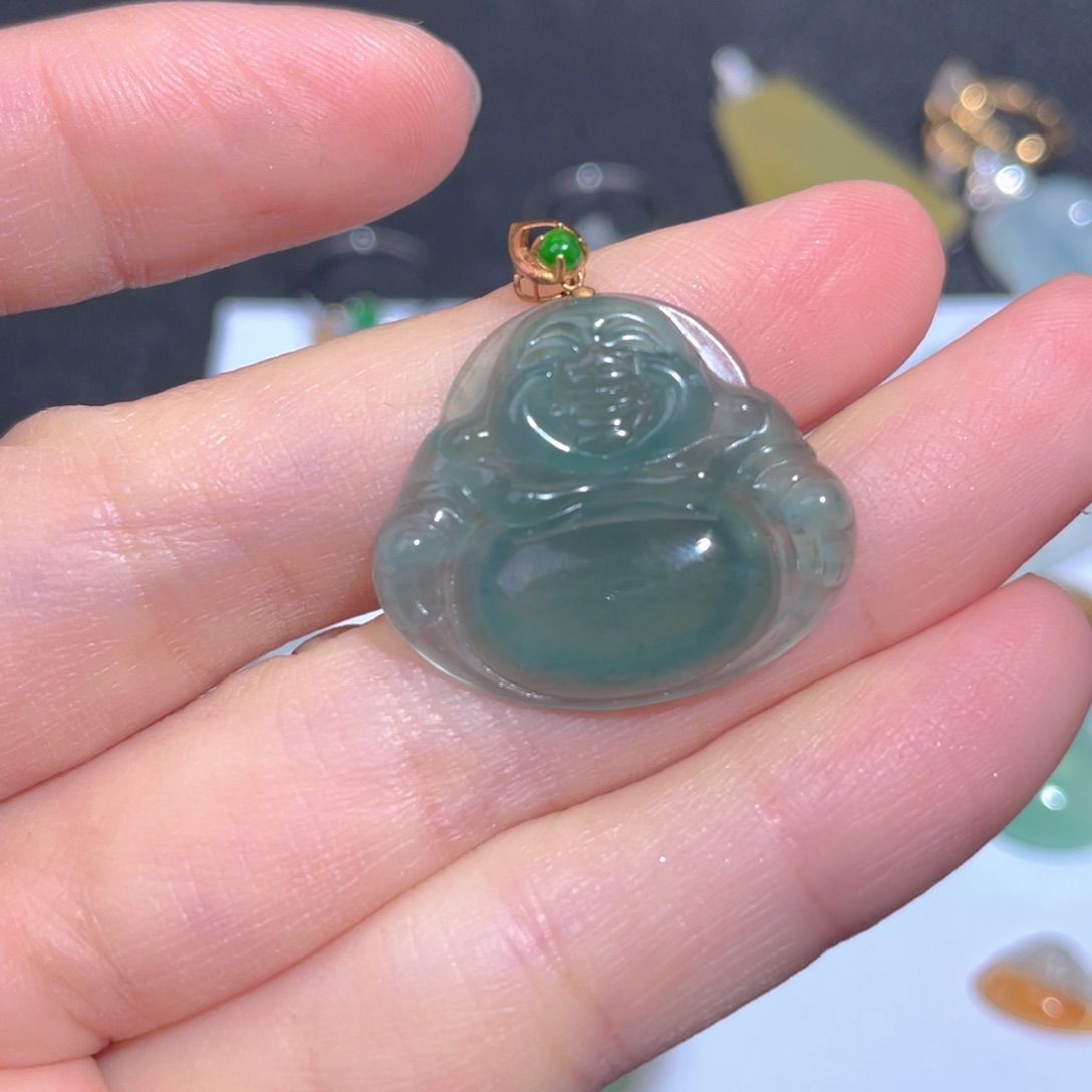 翡翠颈饰18K金镶嵌翡翠