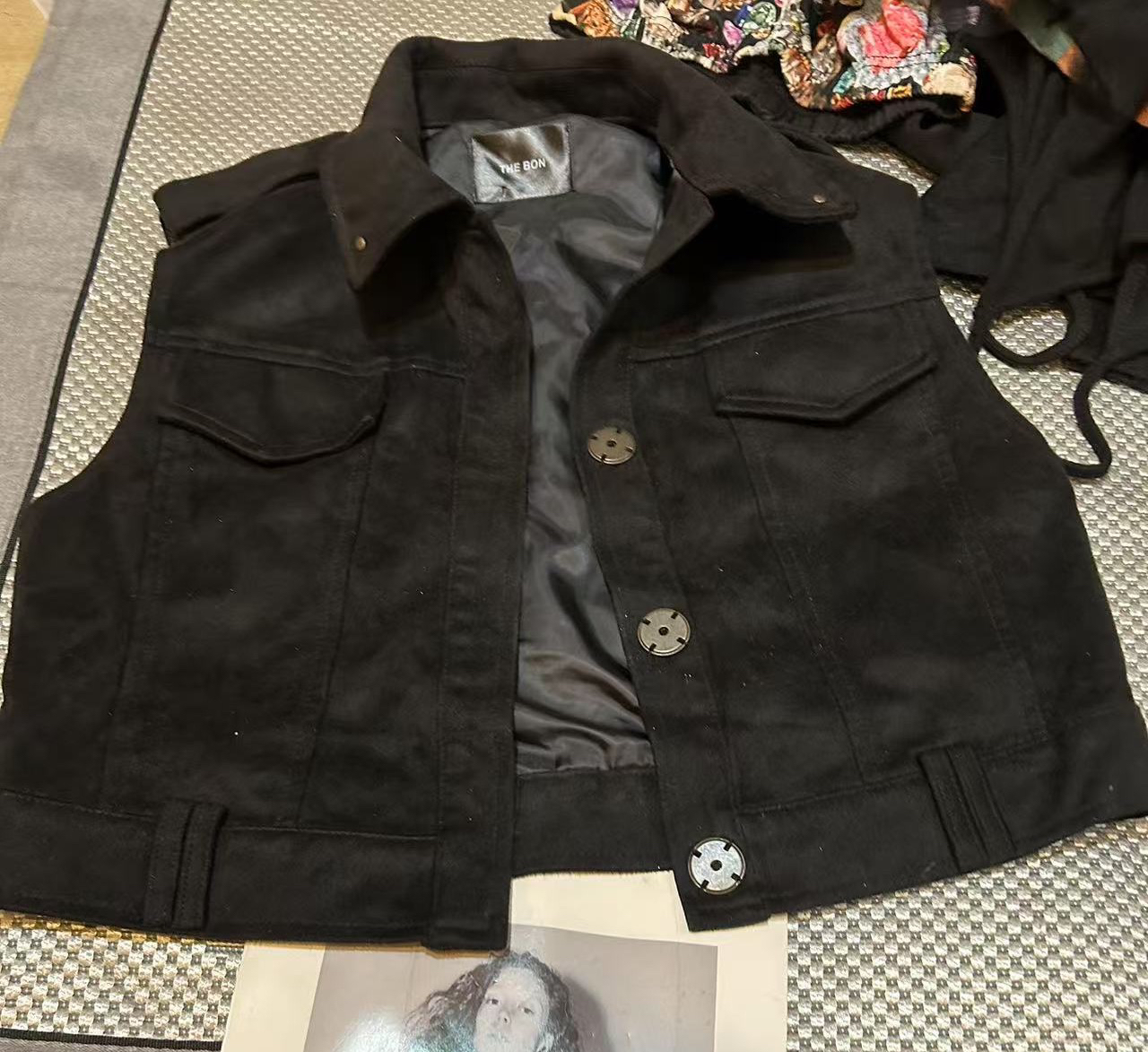 【特价不支持退换】韩版潮流个性短款翻领背心马甲外套女装