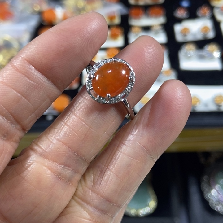 翡翠未镶嵌戒指翡翠