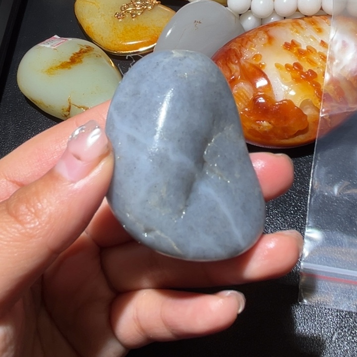 和田玉未镶嵌珠宝奇石