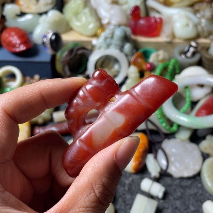 和田玉未镶嵌吊坠(不含链)