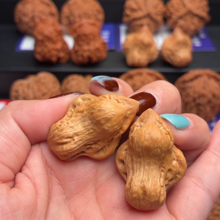 文玩核桃把件鸳鸯