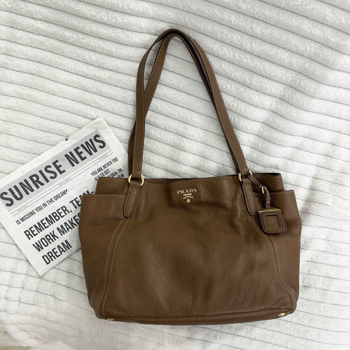 95新 Prada/普拉达 Prada褶皱单肩包中古包