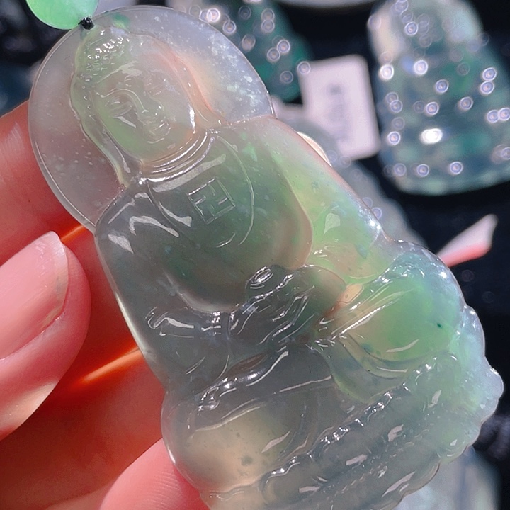 翡翠颈饰未镶嵌26，