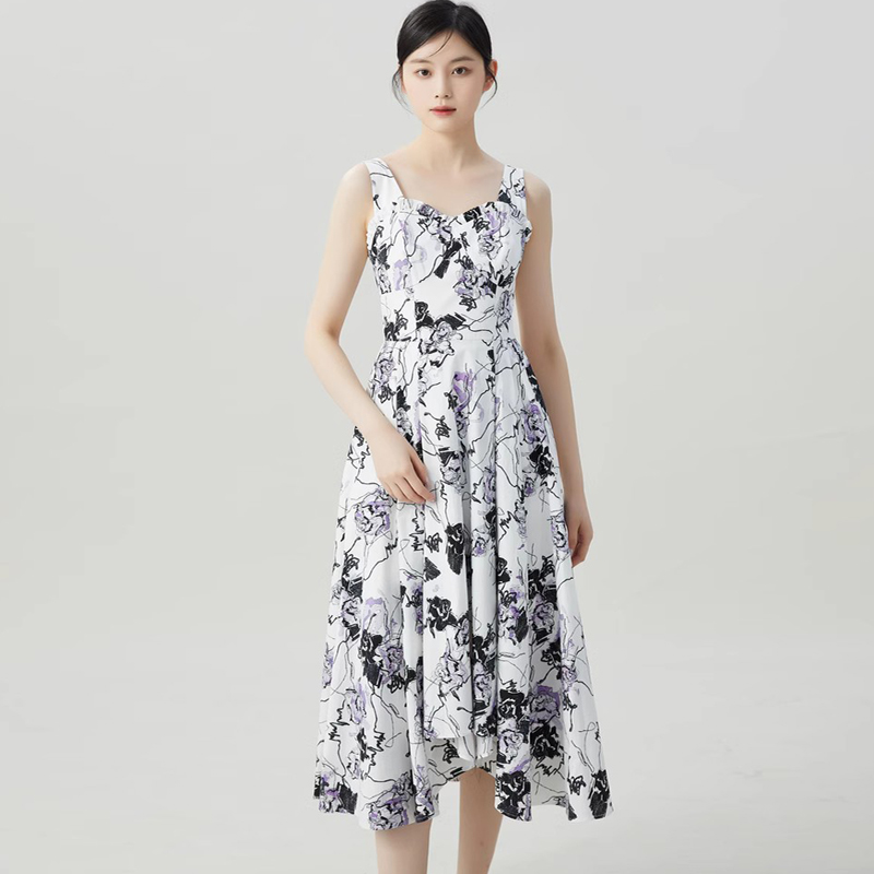 GIRDEAR/哥弟新款品质女装时尚百搭不规则印花显瘦连衣裙1500477