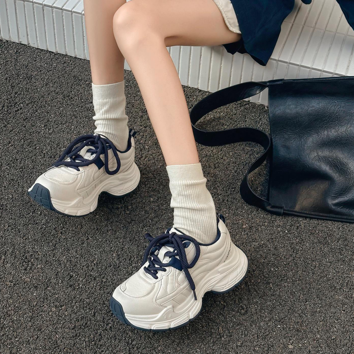 【品牌女鞋福利】直播过款编码款式为准 新款加绒品牌女鞋001-100