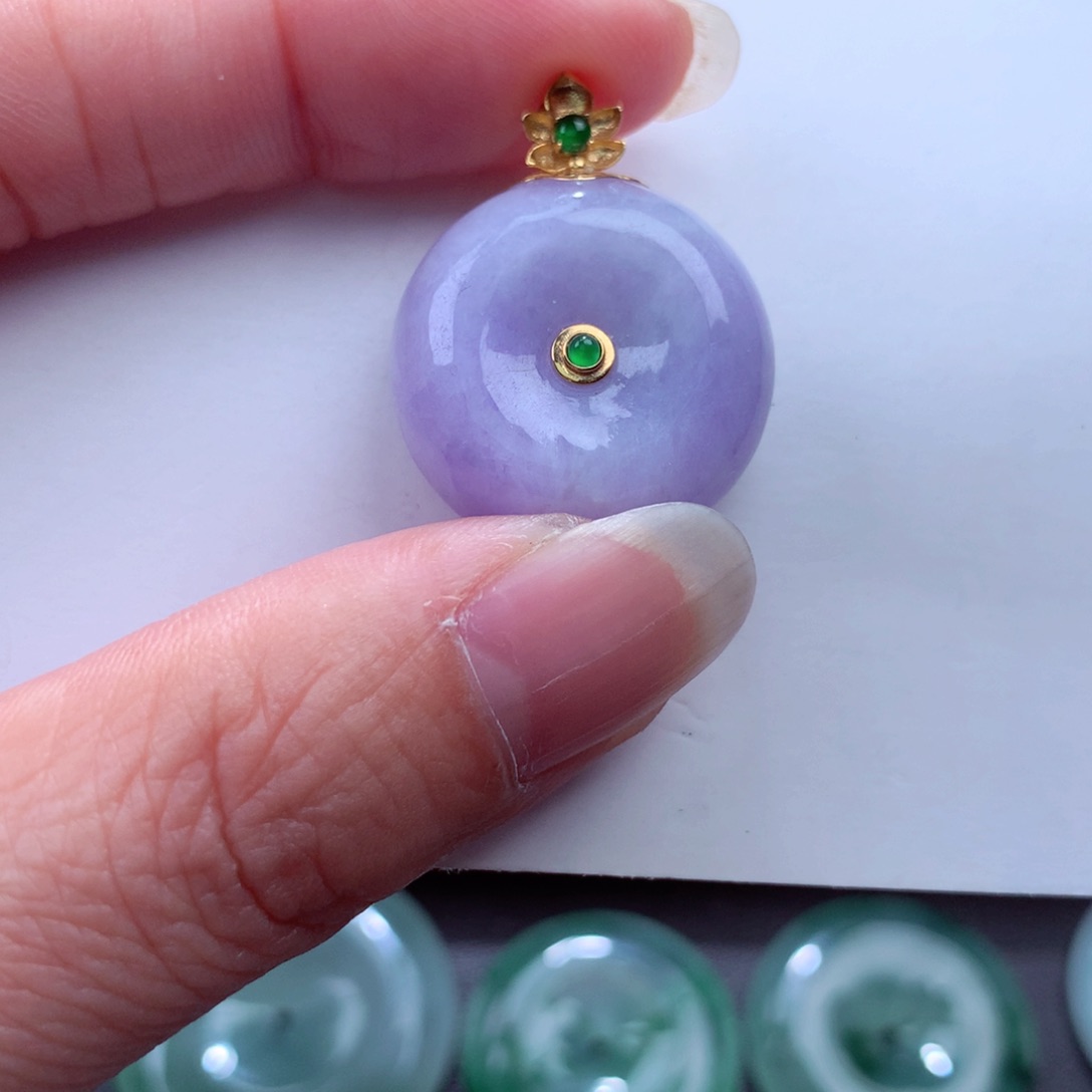 翡翠吊坠(不含链)18K金镶嵌