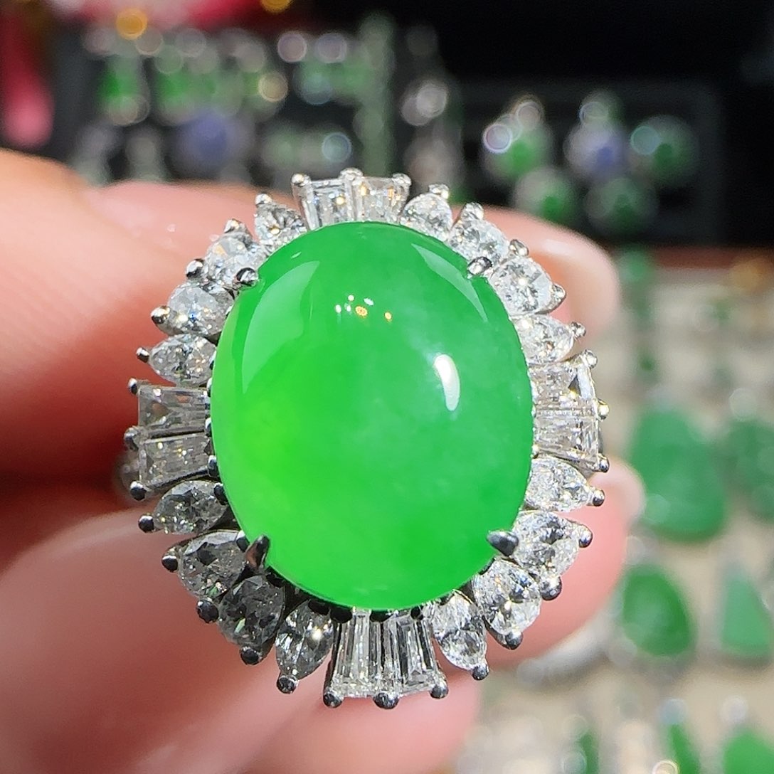 翡翠吊坠(不含链)18K金镶嵌