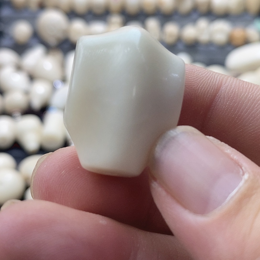 ***菩提根/象牙果吊坠