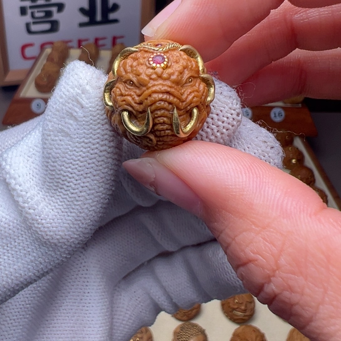 把件猴头核桃镶嵌款象神唐狮全品有正常封口线