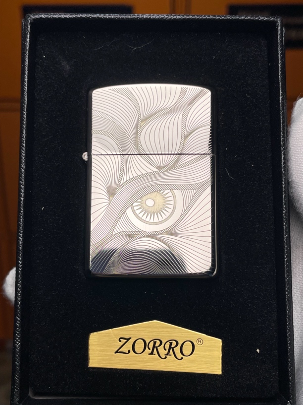 微瑕爆款 Zorro佐罗 网红款 含情秋水亮面质感煤油打火机