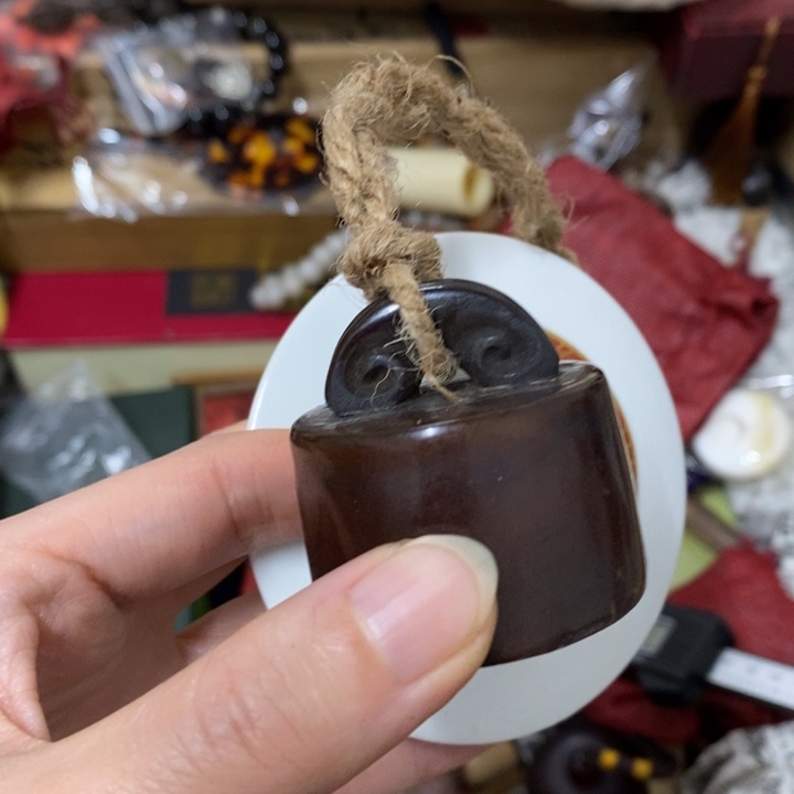 瓷片哈中古工艺品一件