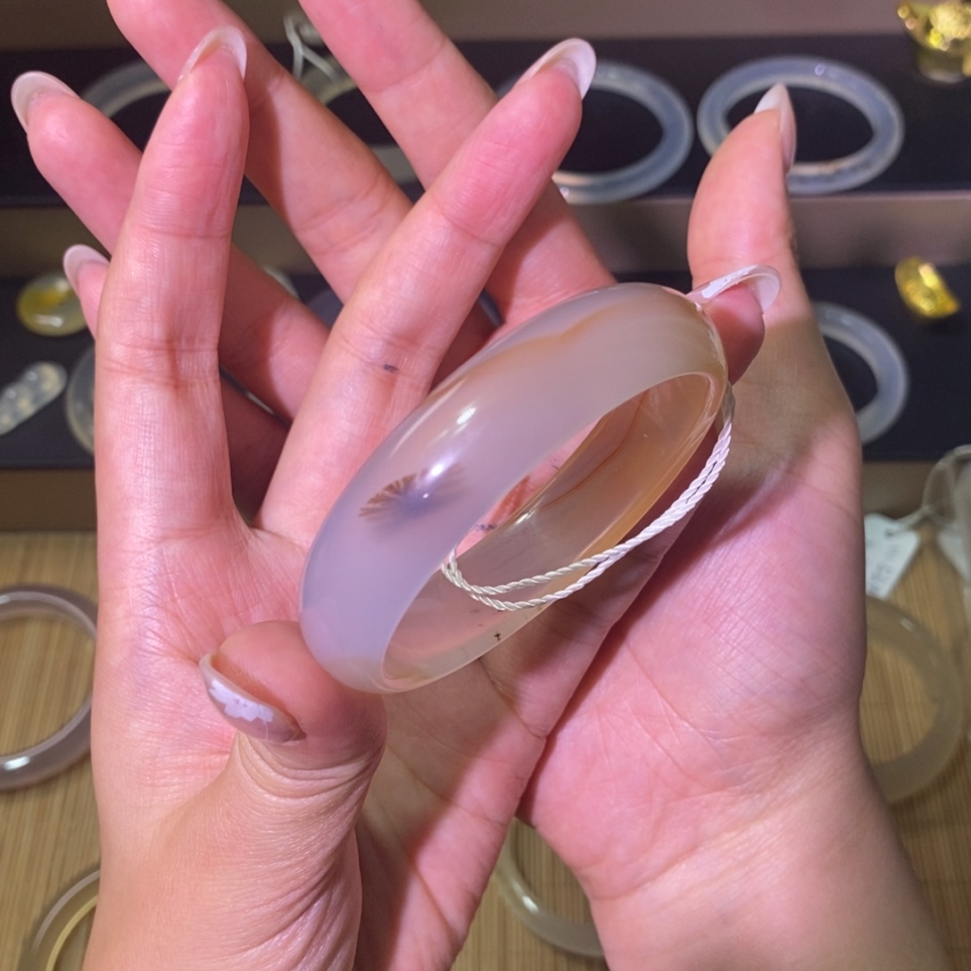 玛瑙/玉髓未镶嵌手镯