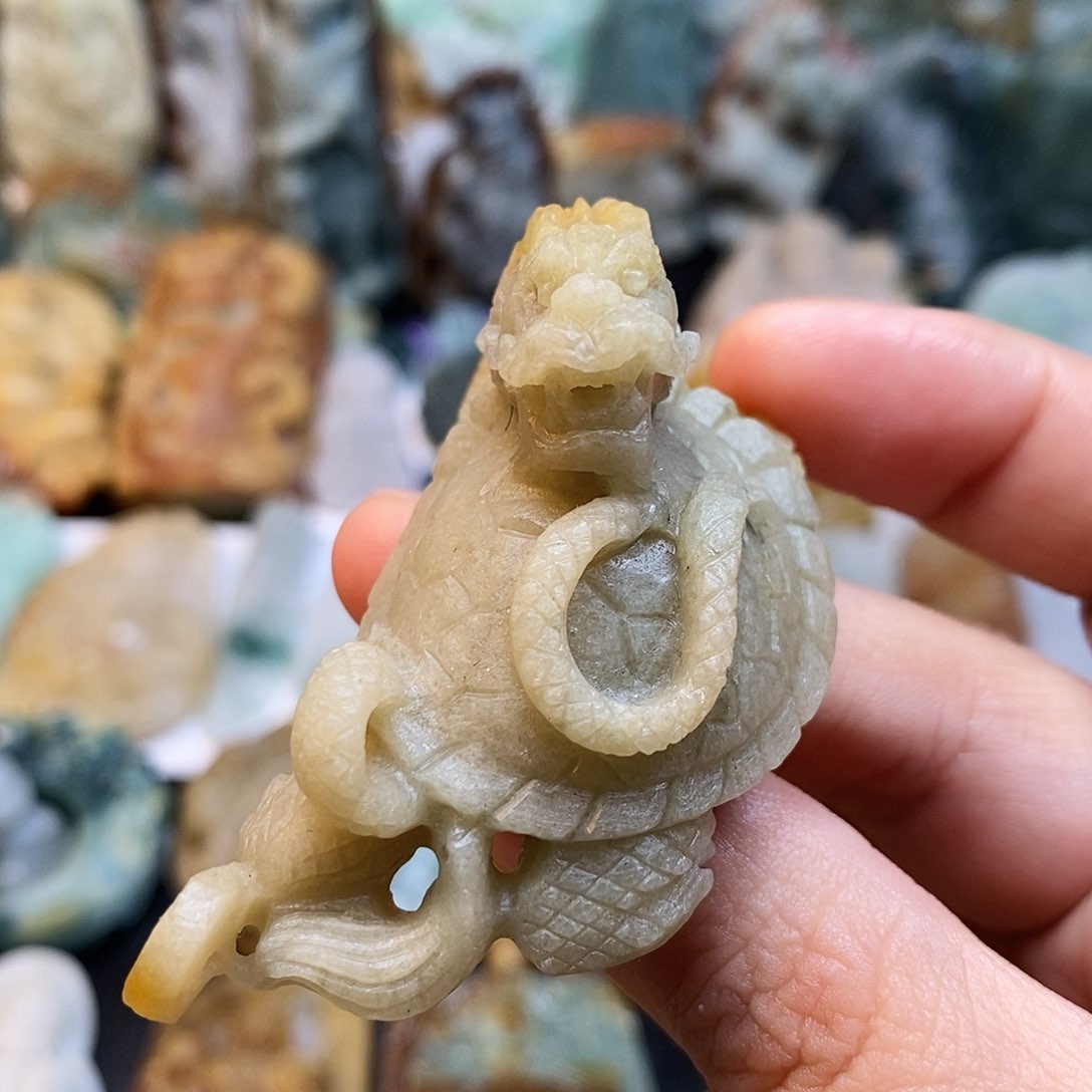 定制翡翠未镶嵌特色01