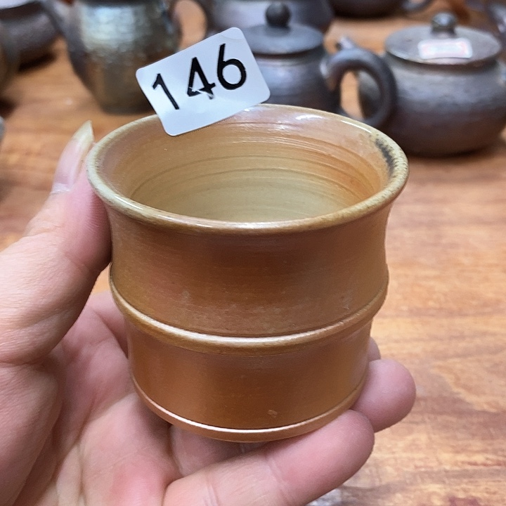 我们的确是一个人的