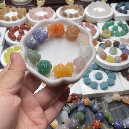 石英质玉（非洲翠）合金手串