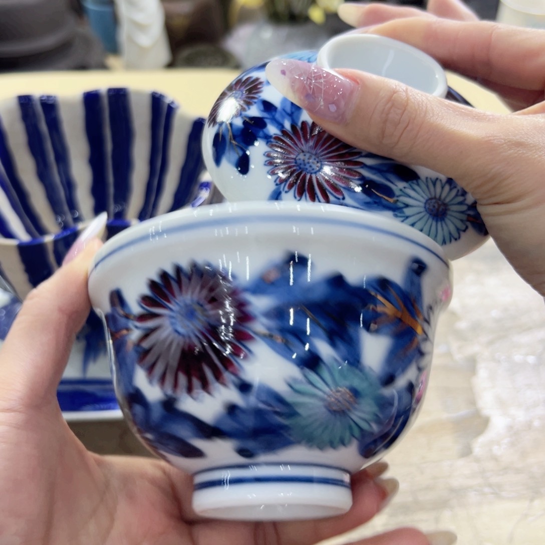 瓷片陶瓷和金属表面上产生